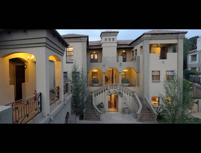 1,101M² HOTEL FOR SALE IN ERASMUSKLOOF
